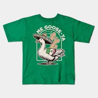 Me Goose Ta - Me Gusta Mexican Funny Spanish Goose Pun Kids T-Shirt